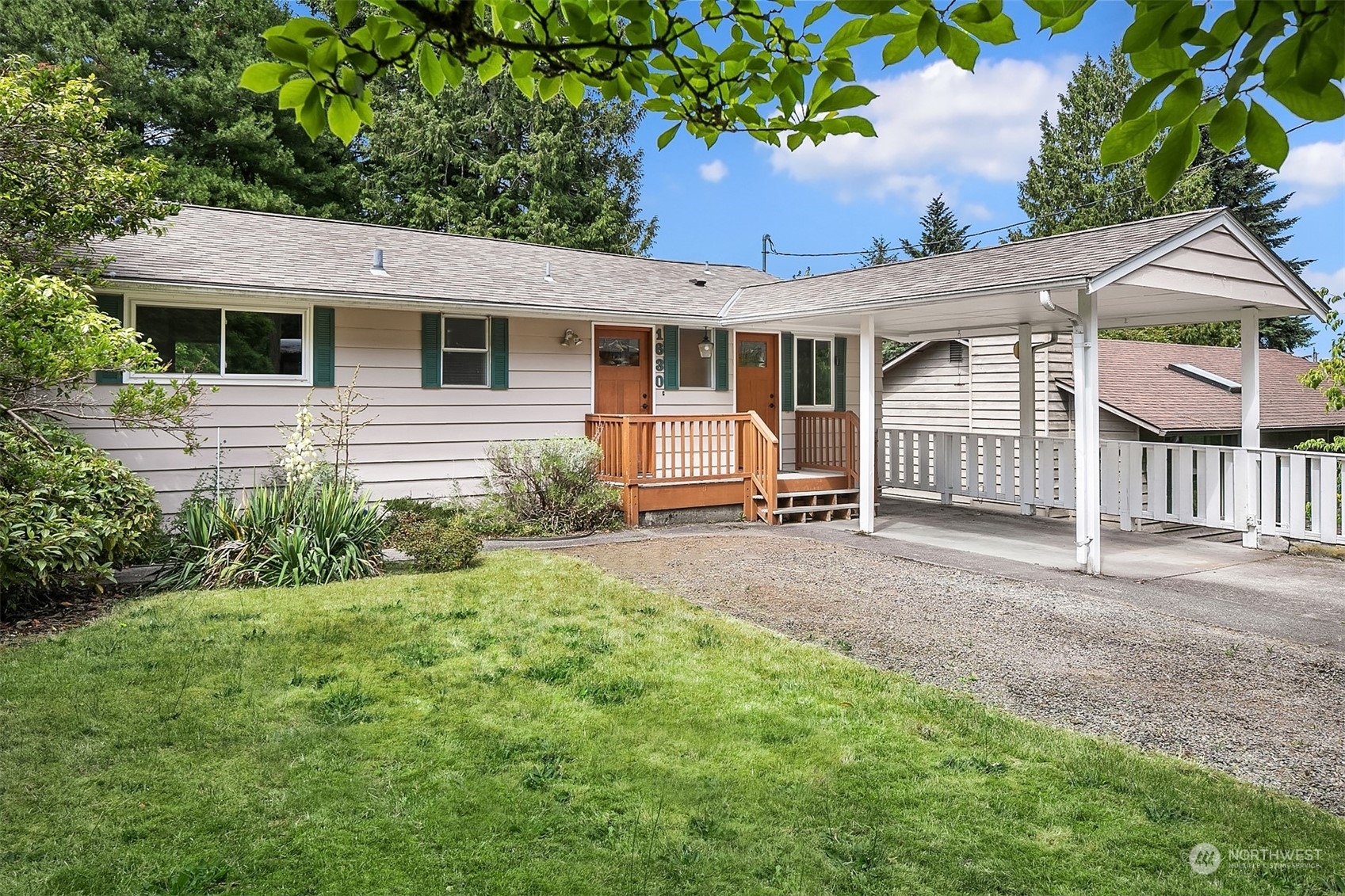 Property Photo: 1630 NE 186th Street WA 98155