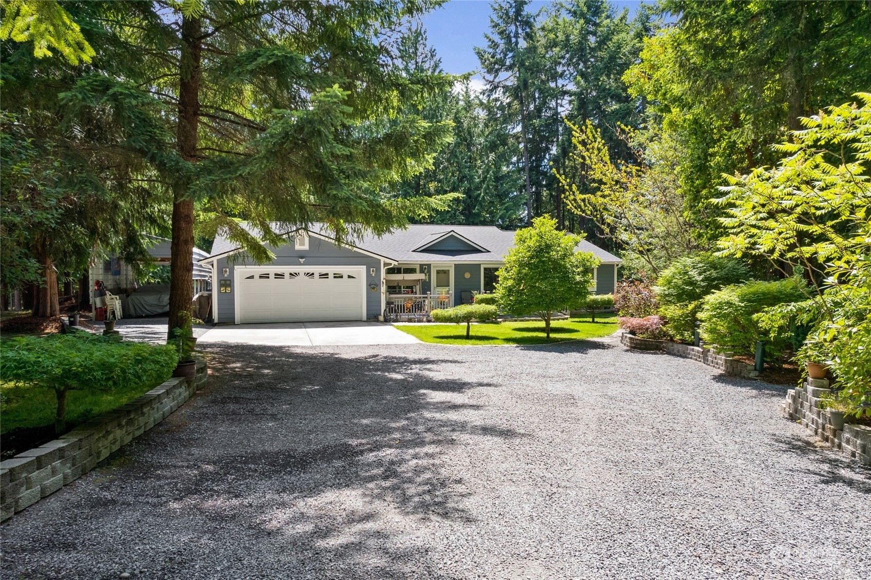 Property Photo:  30218 S Creek Road E  WA 98338 