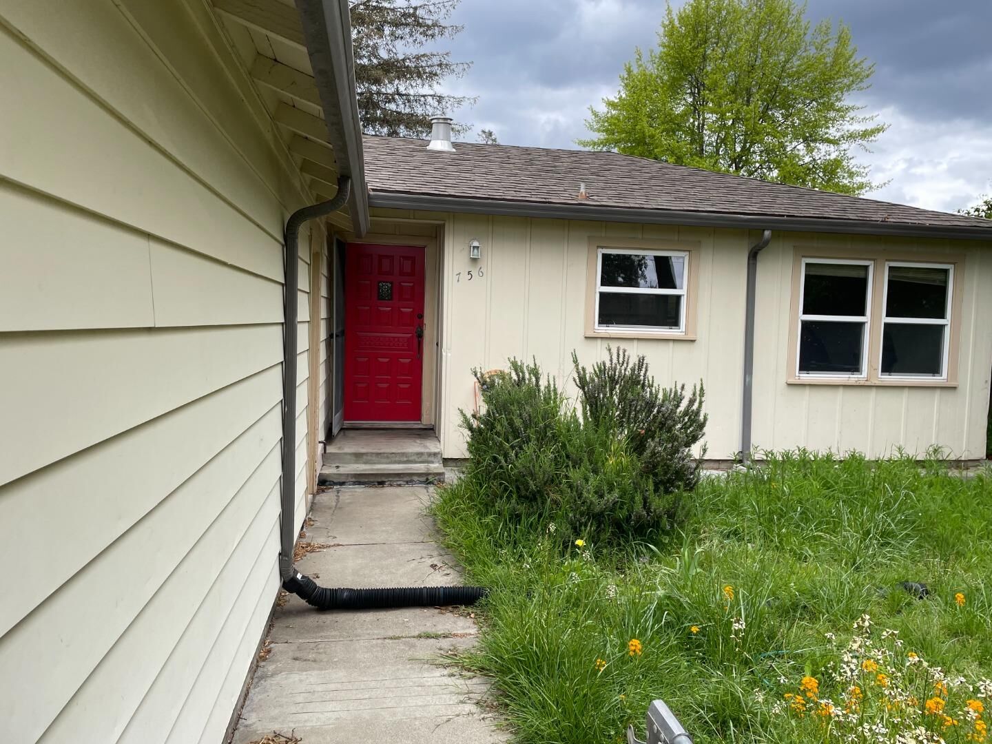 Property Photo: 756 7th Avenue CA 94063