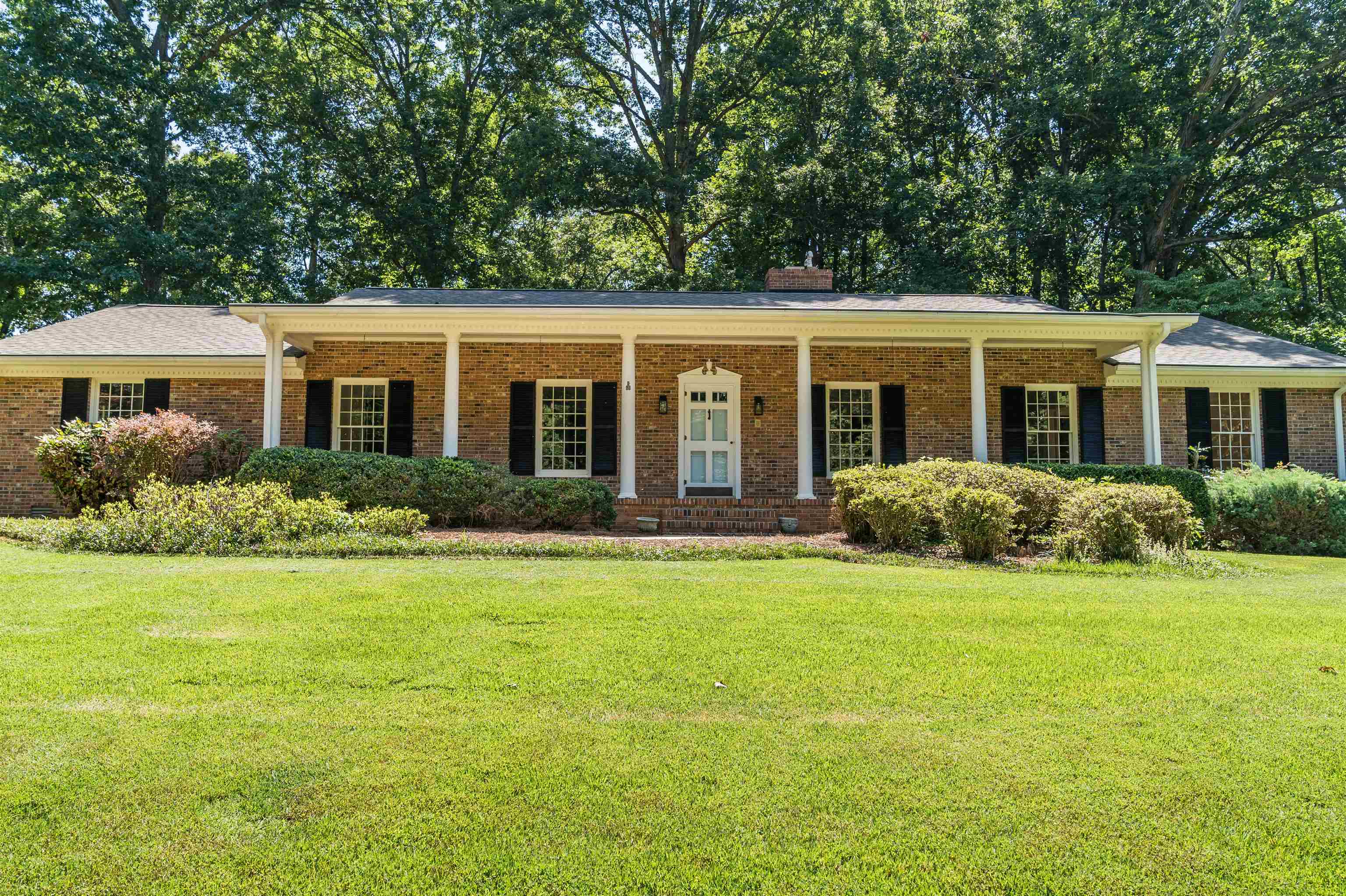 113 Starline Drive  Spartanburg SC 29307 photo