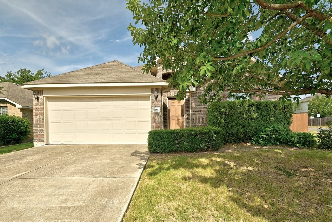 1301 Rainbow Parke Drive  Round Rock TX 78665 photo