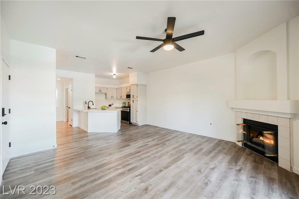 Property Photo:  5415 West Harmon Avenue 1115  NV 89103 