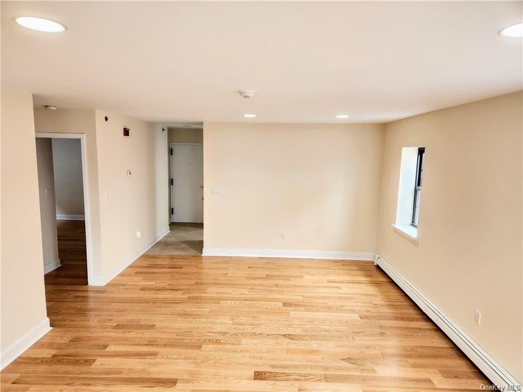 Property Photo:  51 Davis Avenue 2A  NY 10605 