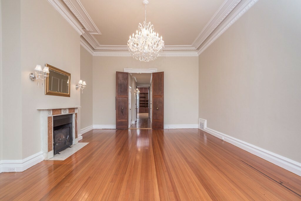 Property Photo: 228 Beacon 3 MA 02116