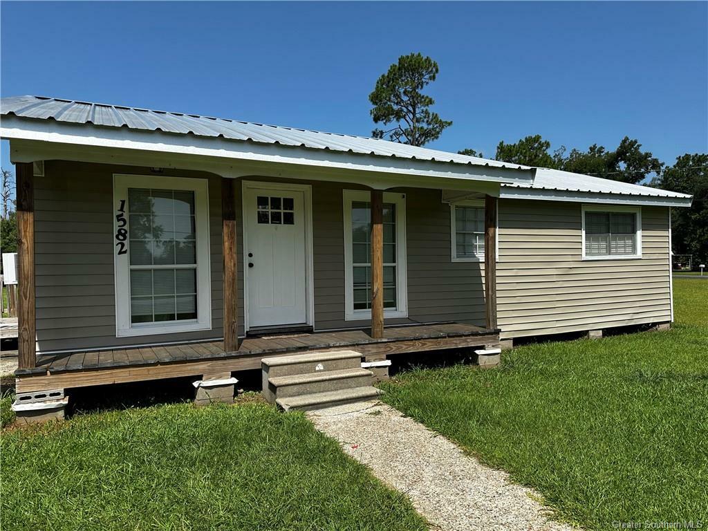 Property Photo:  1582 Hargrove Loop  LA 70633 