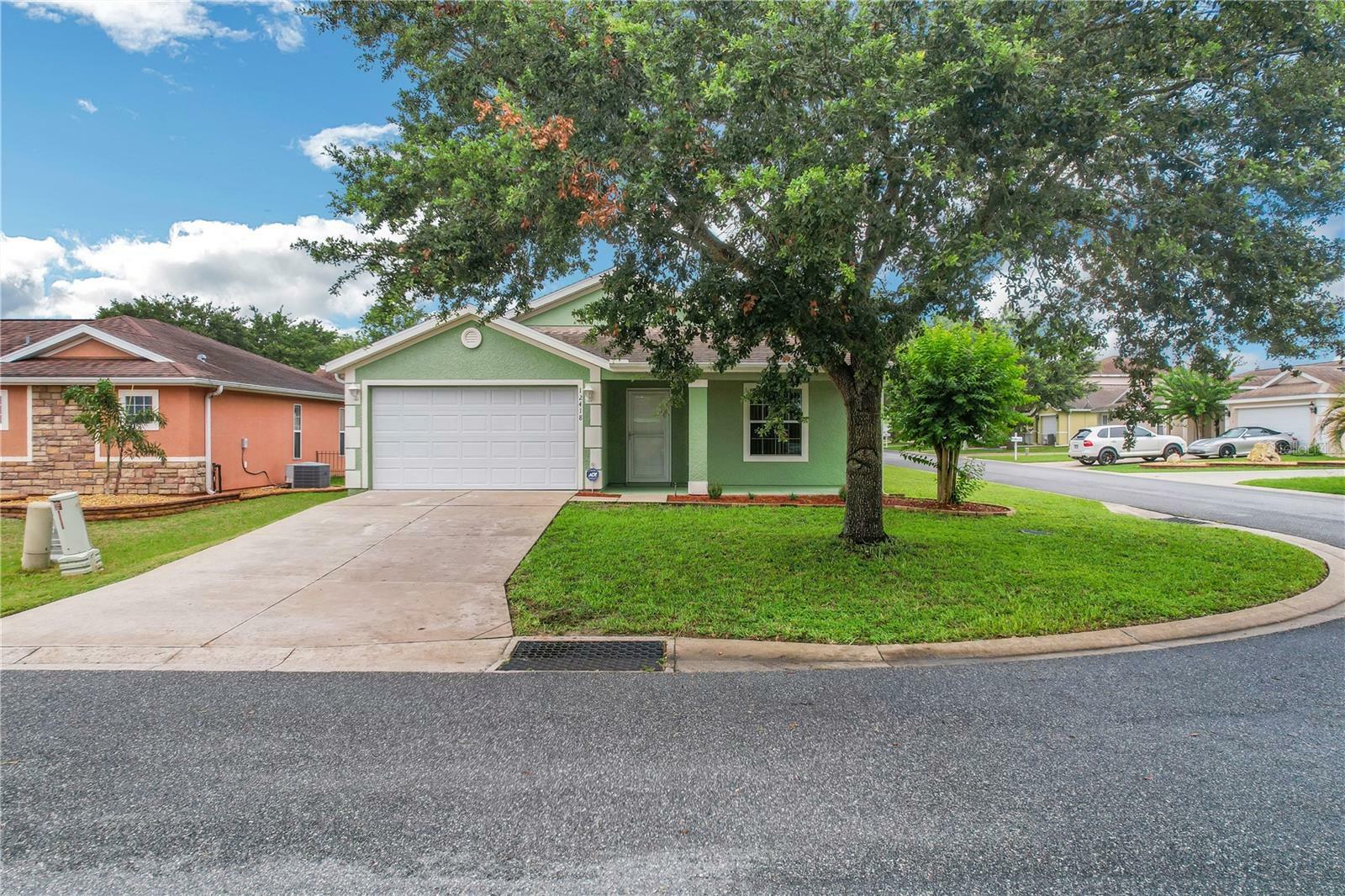 Property Photo:  12418 NE 51st Drive  FL 34484 