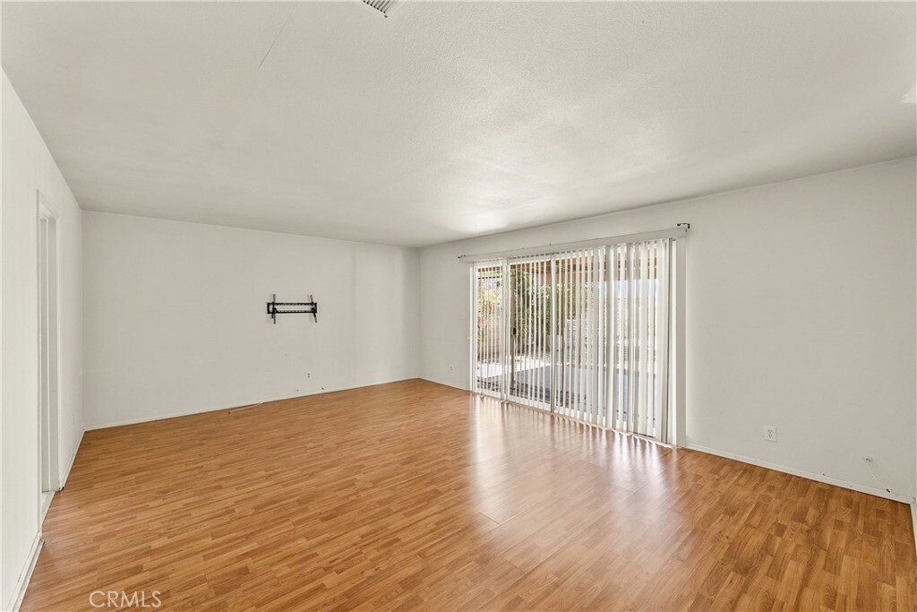 Property Photo:  18801 Sierra Estates Drive  CA 91321 