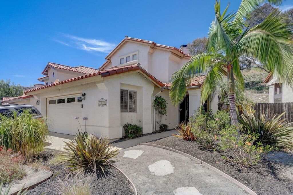 Property Photo:  1826 Avenida Sevilla  CA 92056 