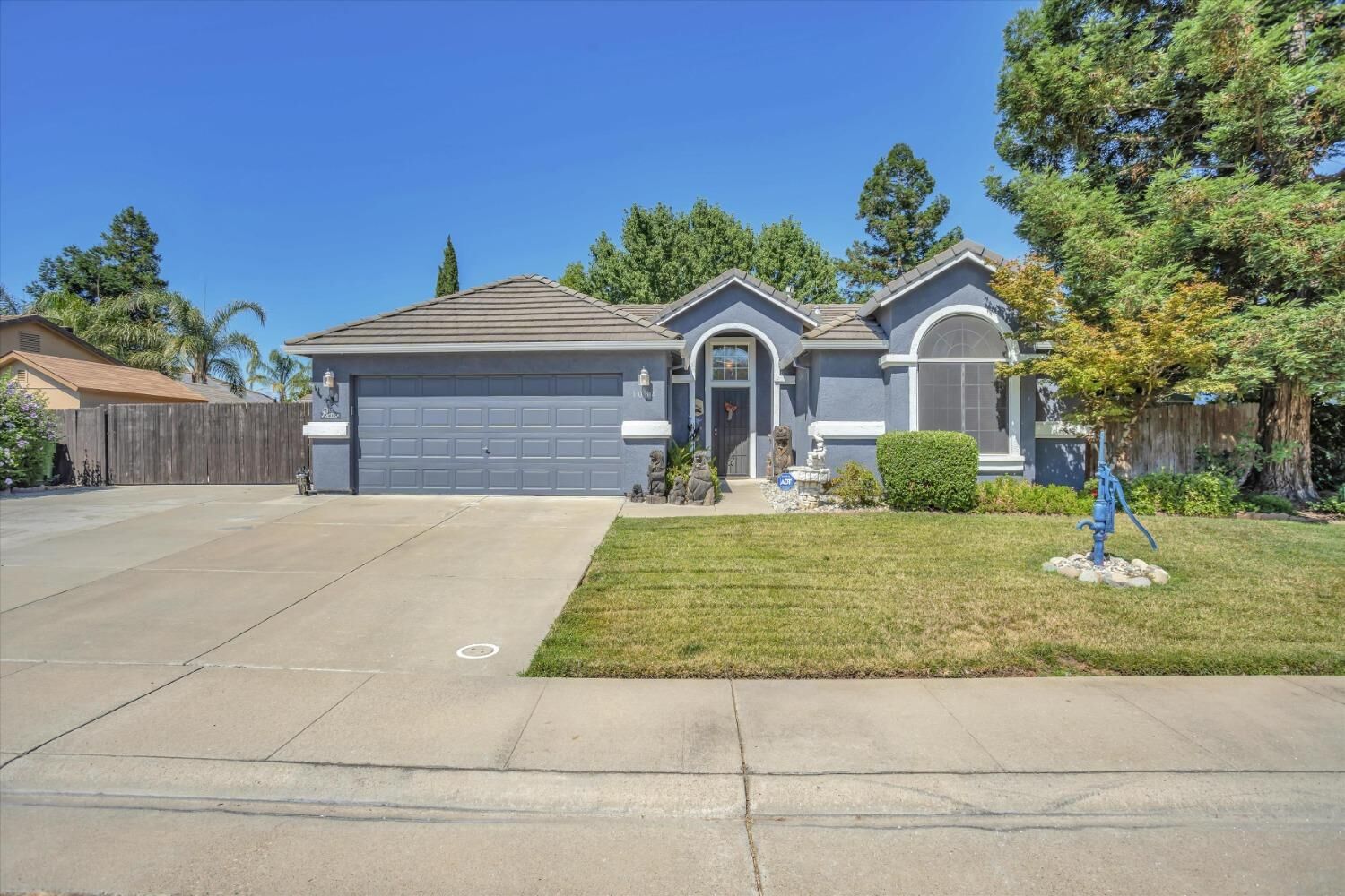 Property Photo: 1034 Starbrook Drive CA 95632