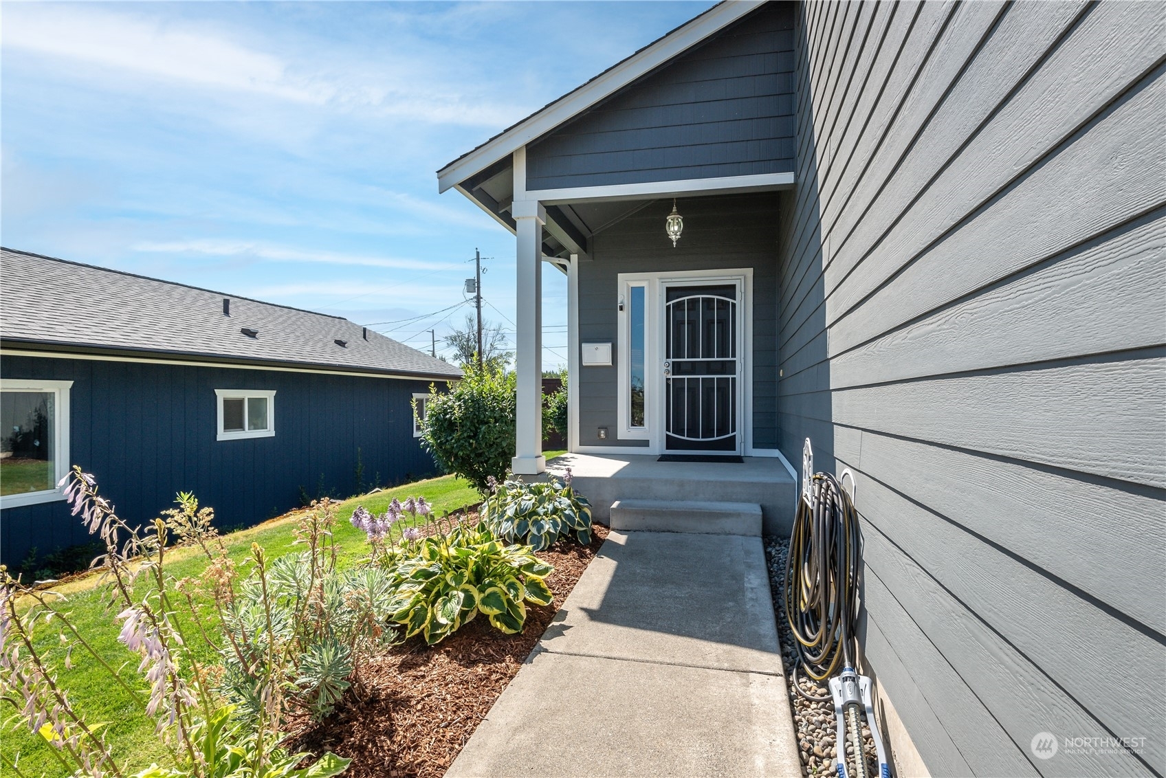 Property Photo:  2242 E 35th Street  WA 98404 