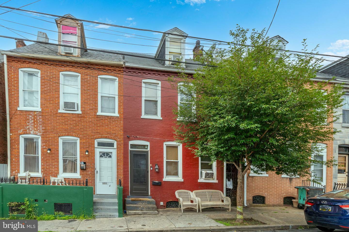Property Photo: 531 Poplar Street PA 17603