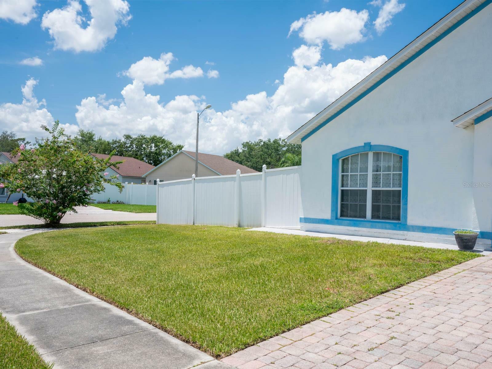 Property Photo:  7603 Pine Nest Court  FL 32822 