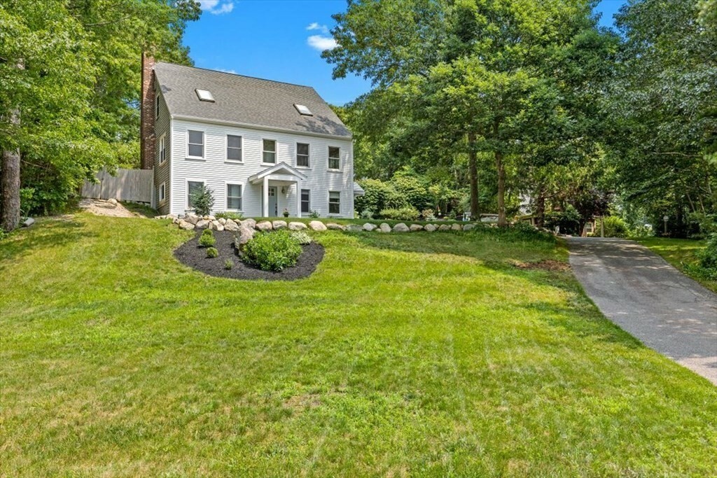 Property Photo:  19 Bellevue Rd  MA 02360 