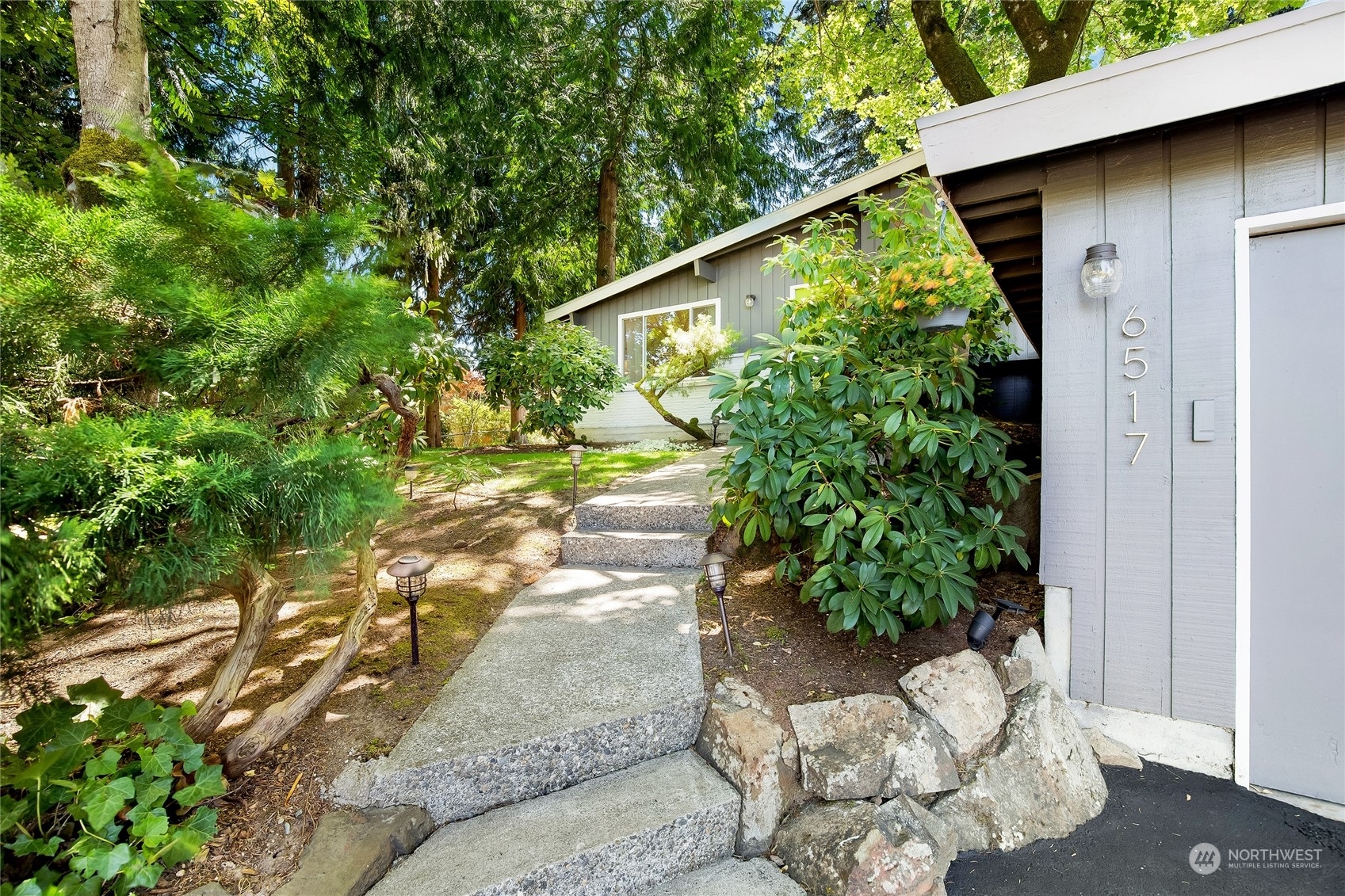 Property Photo: 6517 NE 198th Street WA 98028