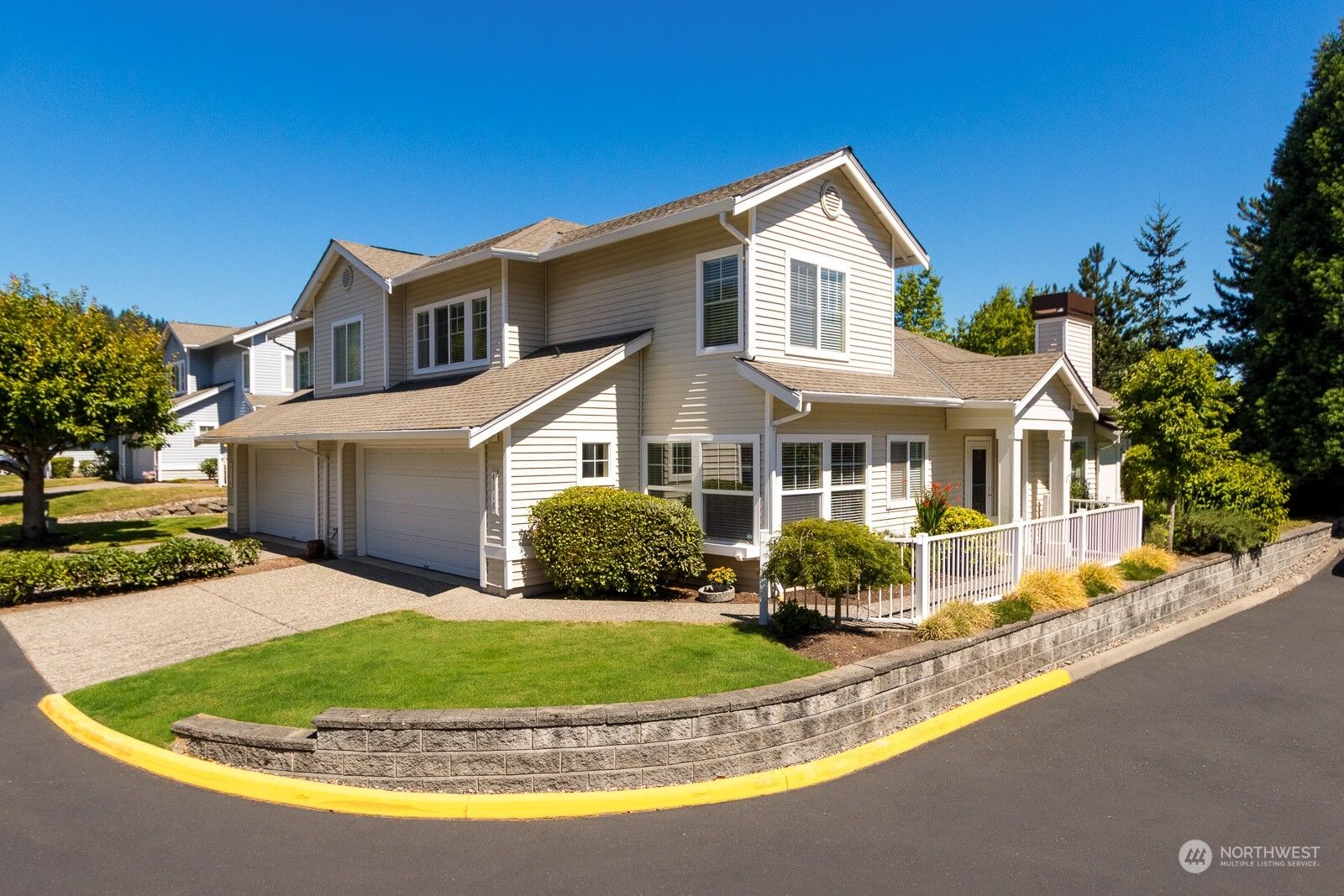 Property Photo:  4318 S 220th Place  WA 98032 