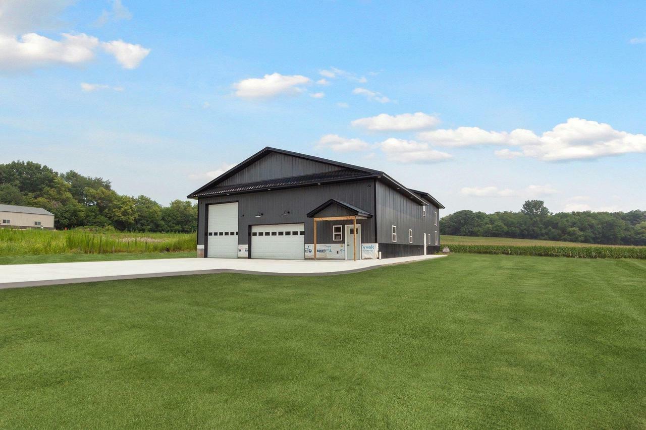 Property Photo: N1088 Olson Road WI 53534