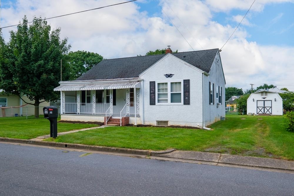 Property Photo:  131 Ashby Ave  VA 22802 