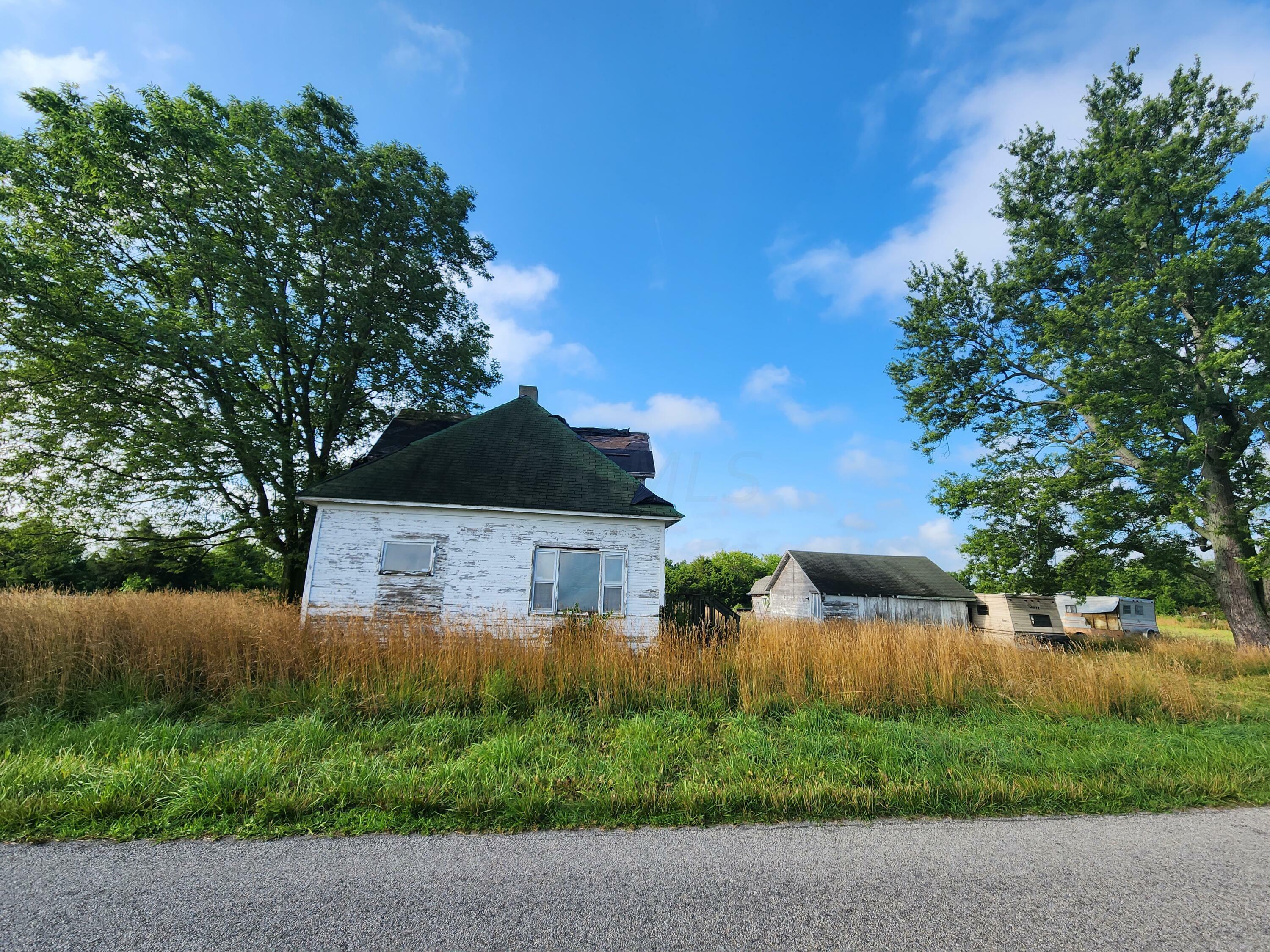 Property Photo:  5889 County Road 11  OH 43311 