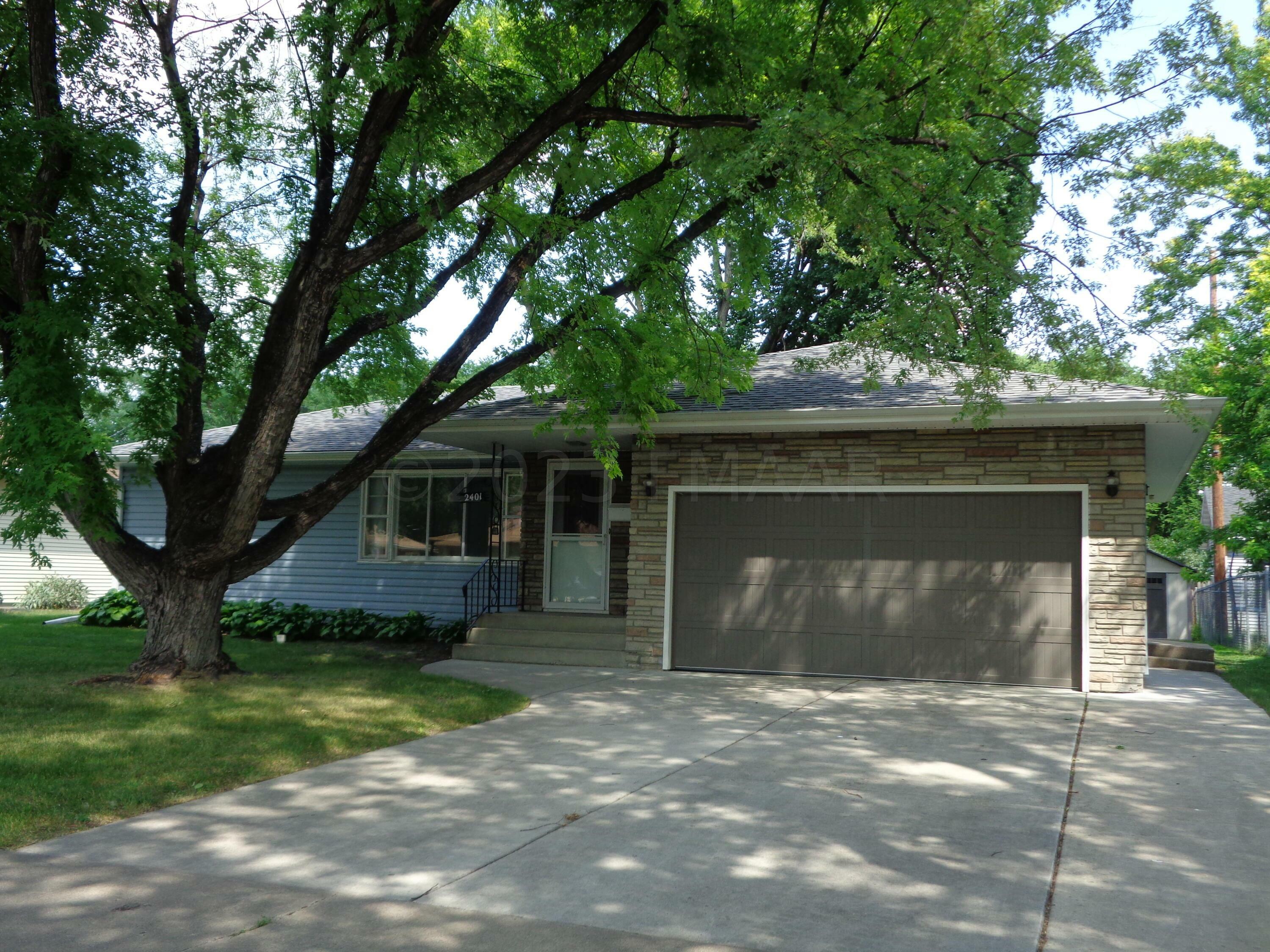 Property Photo:  2401 8 Street N  ND 58102 