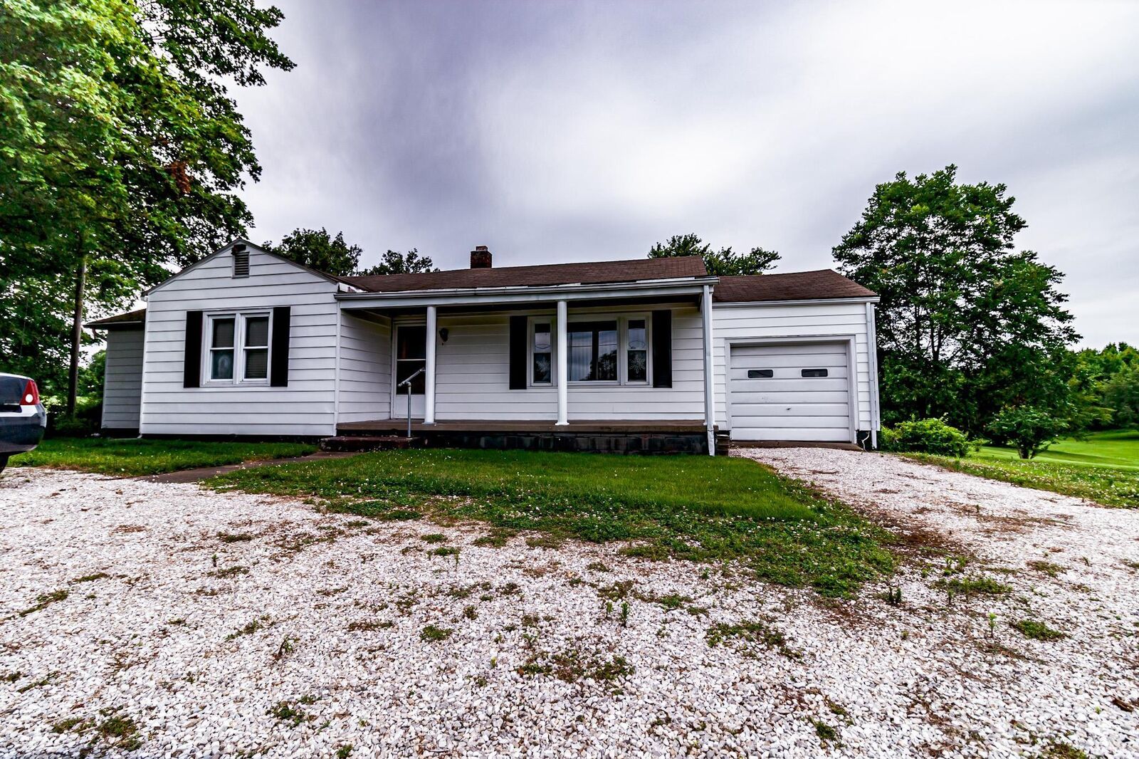 Property Photo: 1466 S Old State 45 Road IN 47635