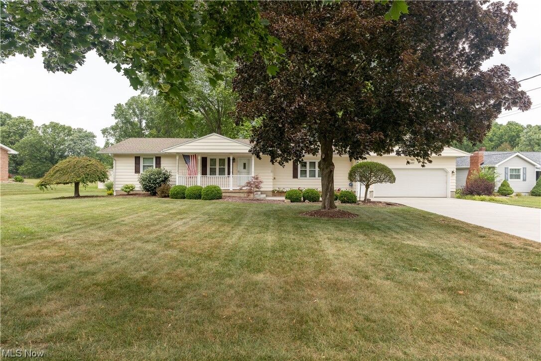 Property Photo: 507 W Marshall Road OH 44437