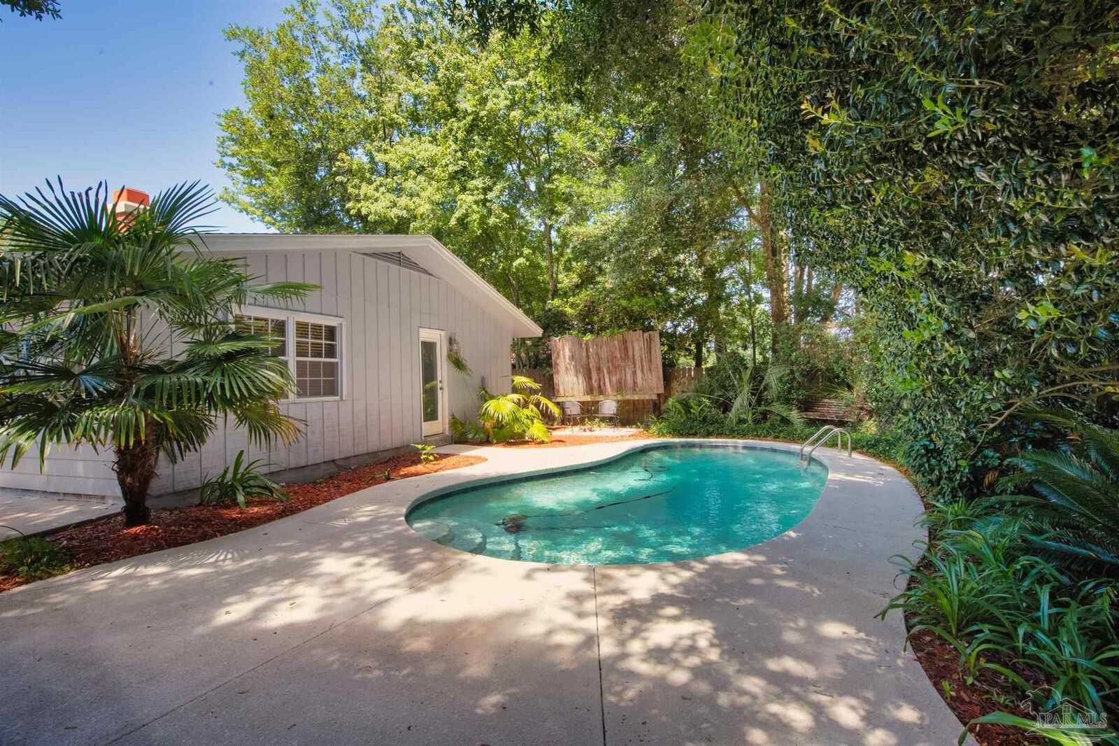 Property Photo:  292 Echo Cir  FL 32548 