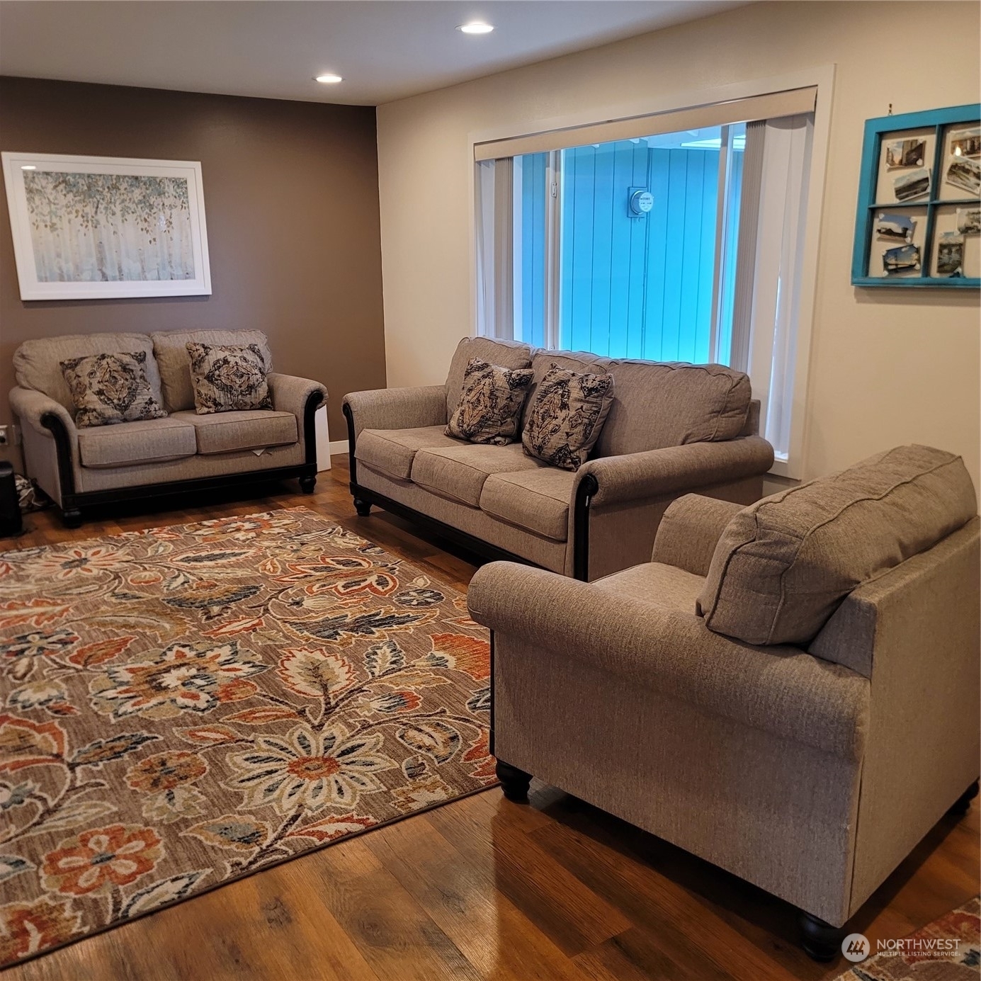 Property Photo: 1117 17th Street SE WA 98372