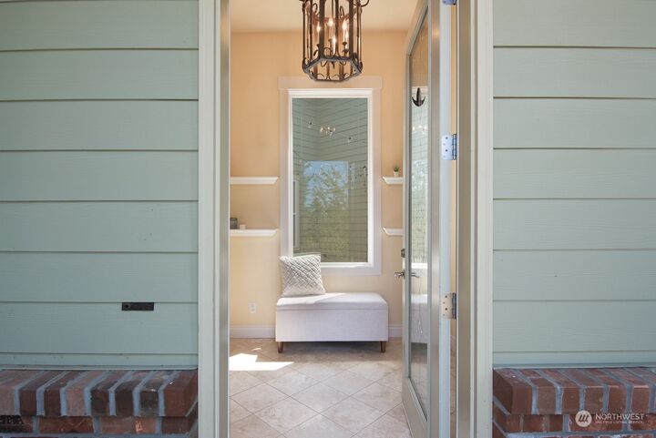 Property Photo:  2311 Oregon Avenue  WA 98221 