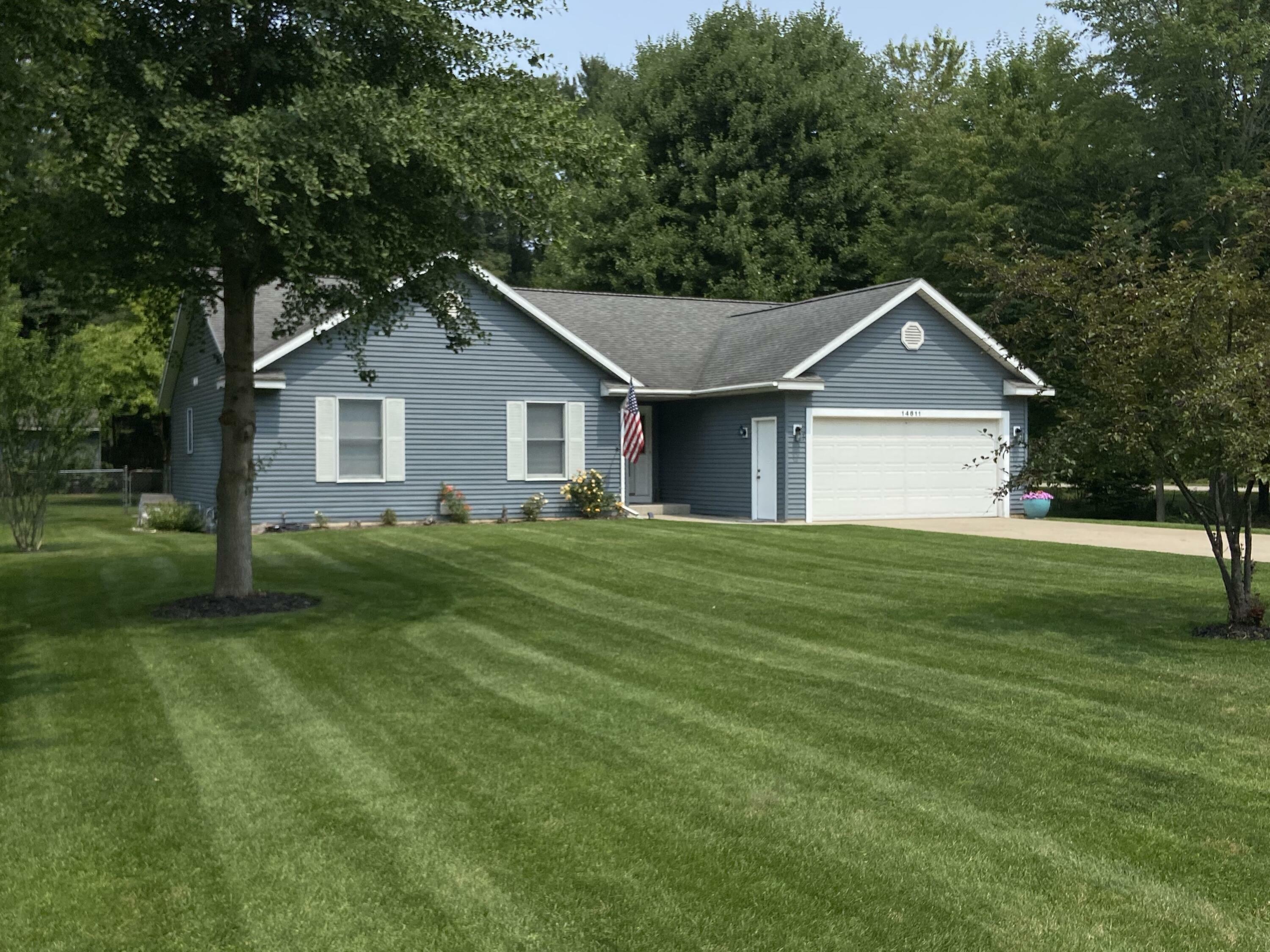 Property Photo:  14811 Woodside Trail  MI 49417 