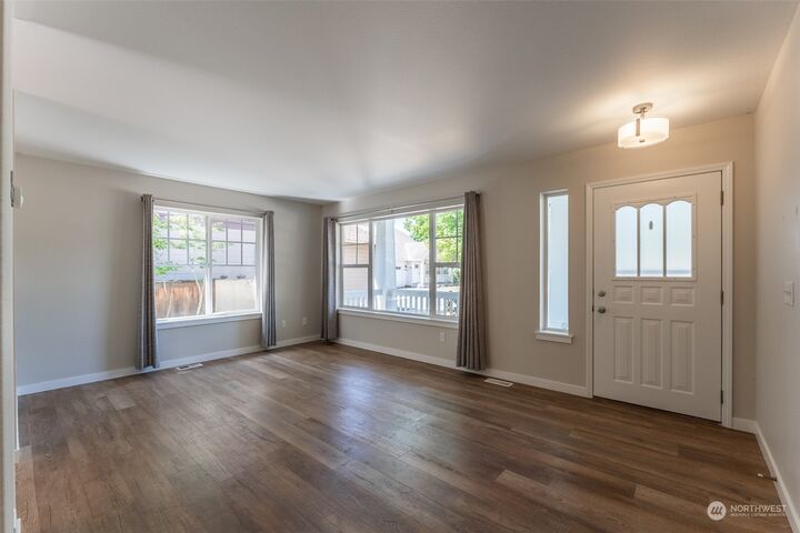 Property Photo:  2950 St. Paul Street  WA 98226 