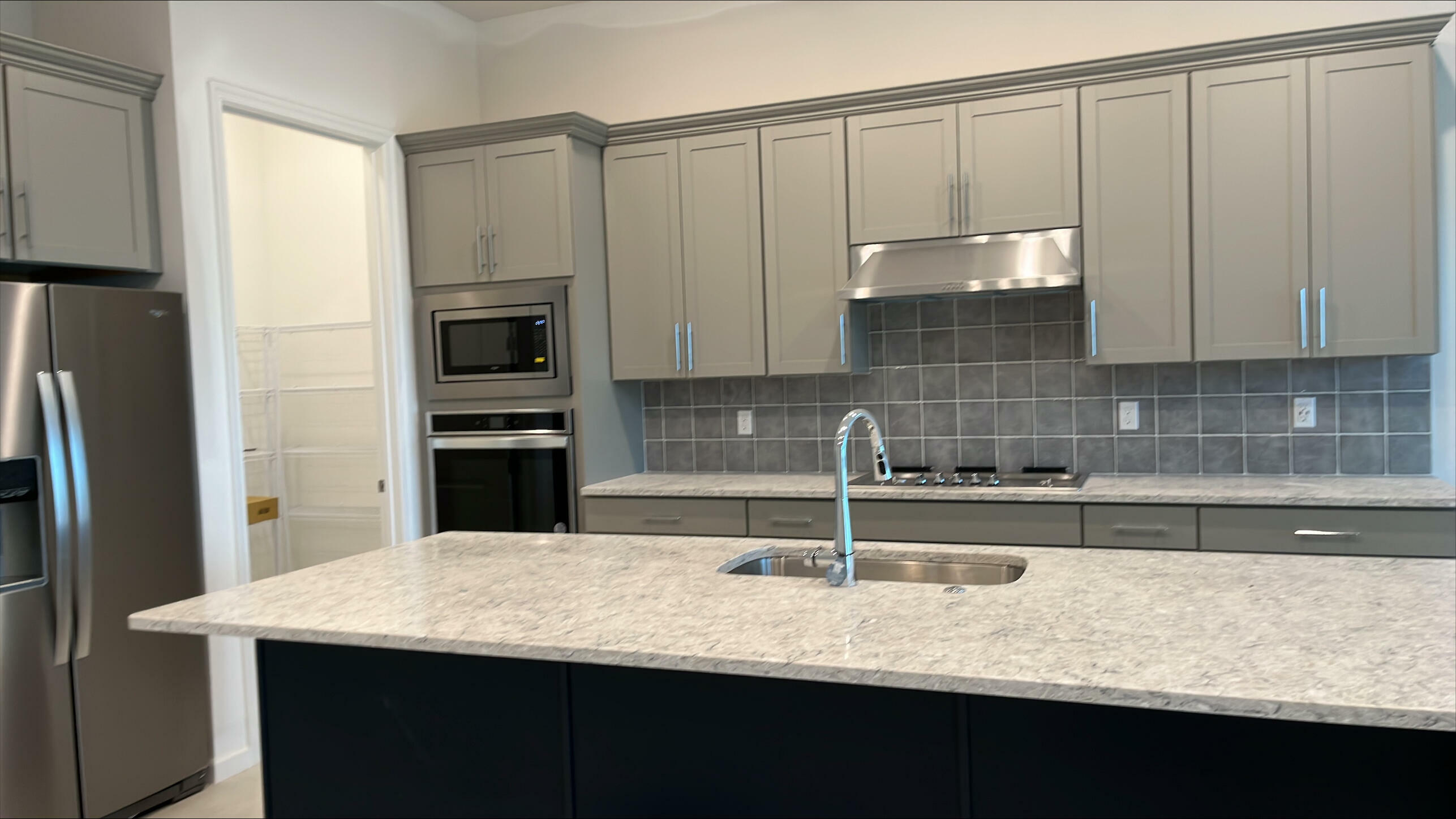 Property Photo: 809 SE Courances Drive 285 FL 34984