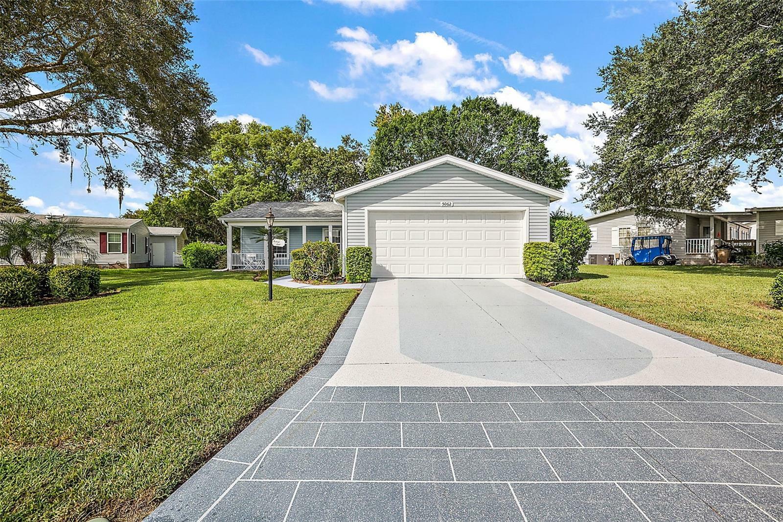 Property Photo: 5062 El Destino Drive FL 34748