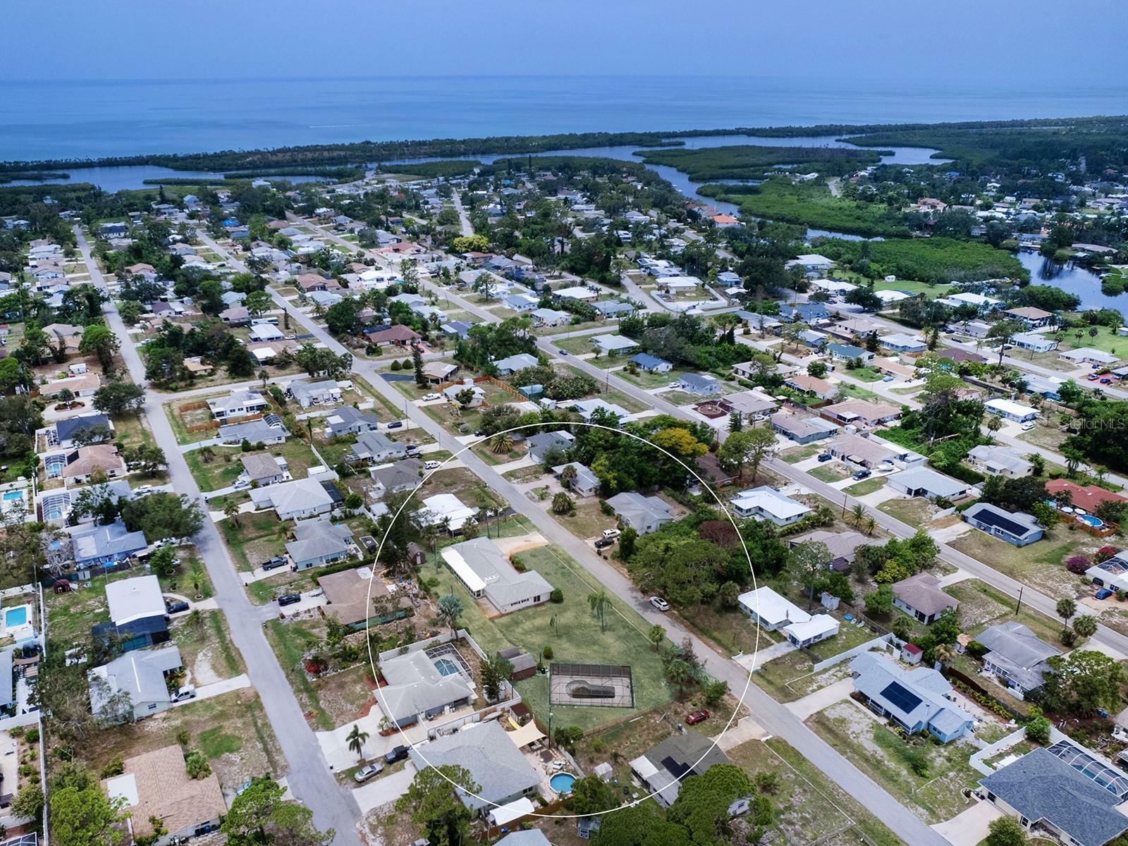 Property Photo:  1165 Porpoise Road  FL 34293 