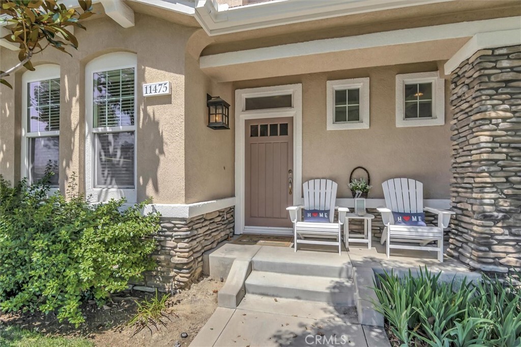 Property Photo:  11475 Fernside Lane  CA 91326 