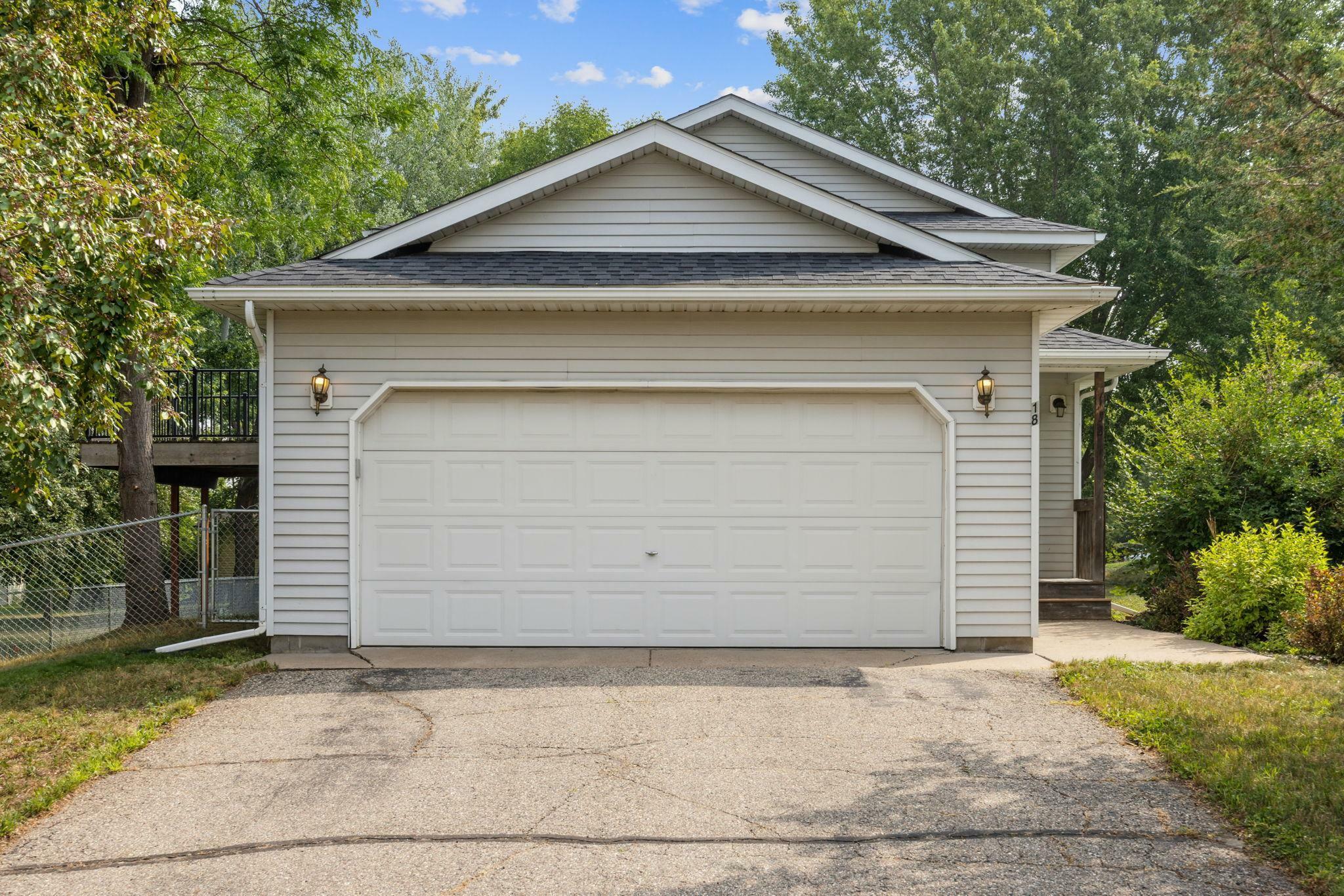 Property Photo:  18 7th Avenue S  MN 56379 