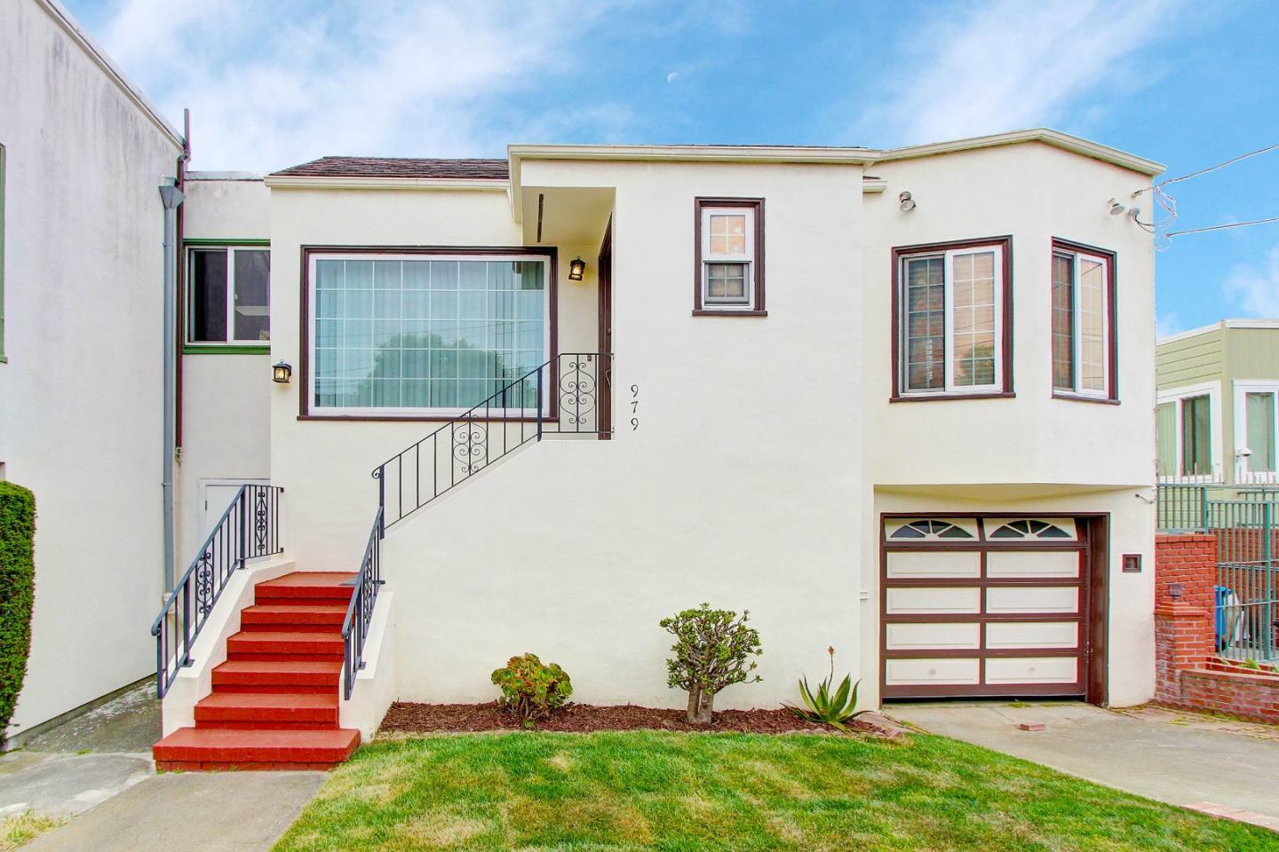 Property Photo:  979 Delano Avenue  CA 94112 