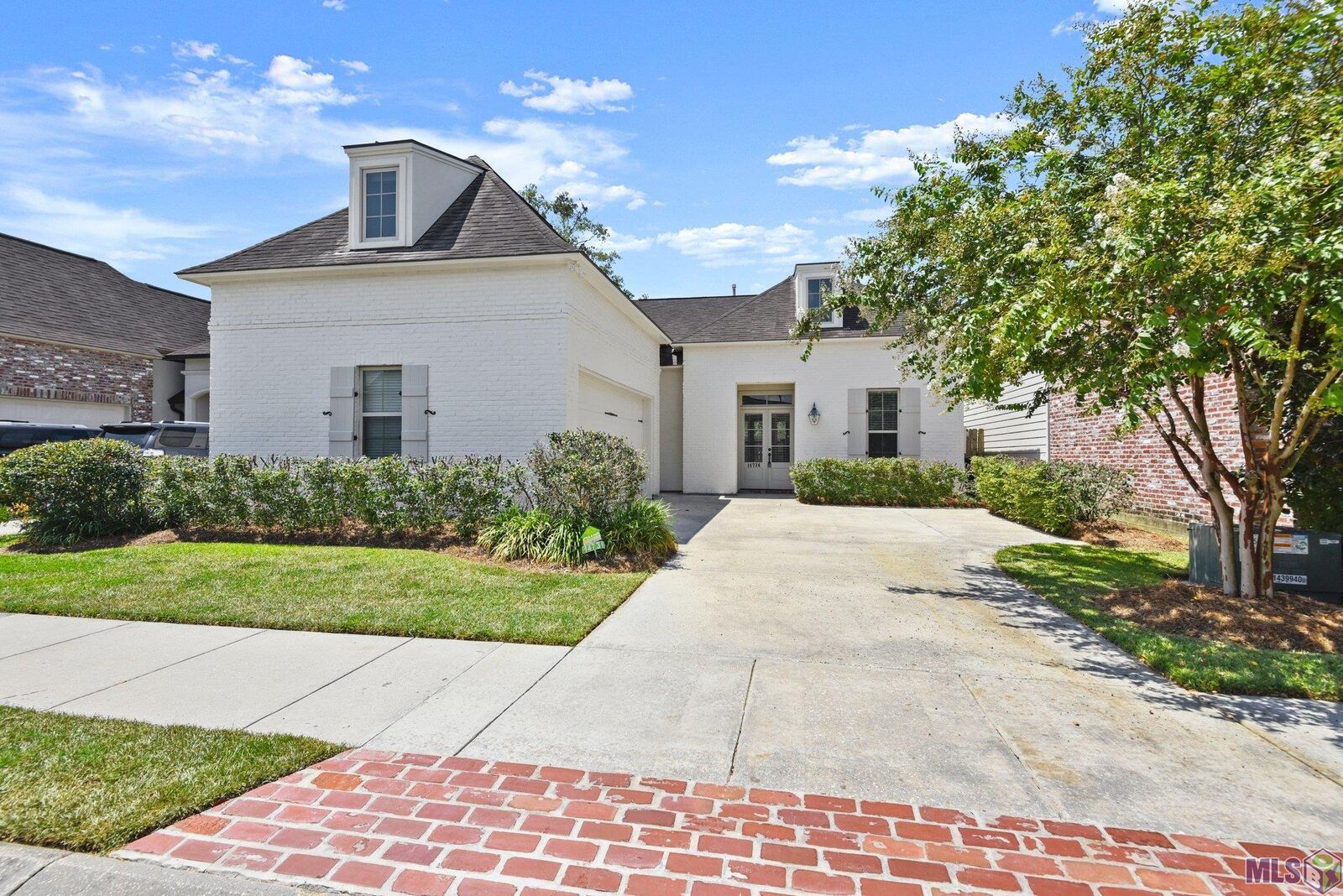 Property Photo: 14736 Kingsland Way LA 70810