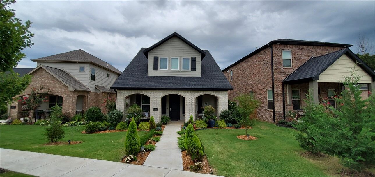 Property Photo:  4248 Harbor Isle  AR 72703 