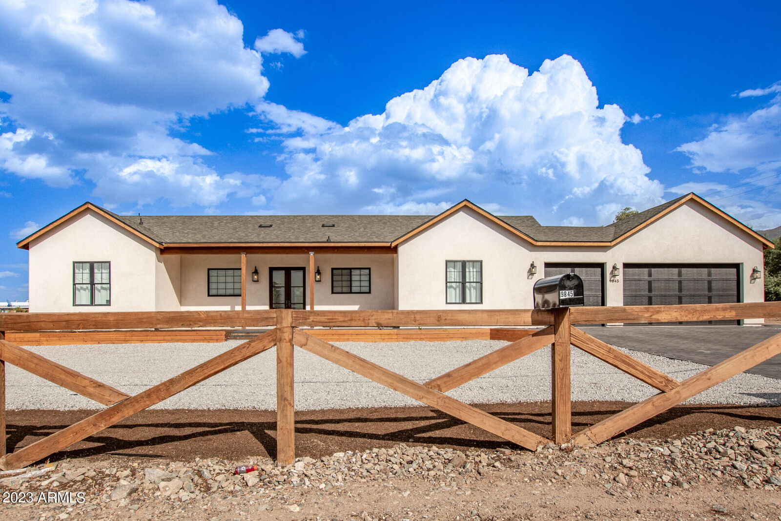 Property Photo: 9845 S 31st Avenue AZ 85339