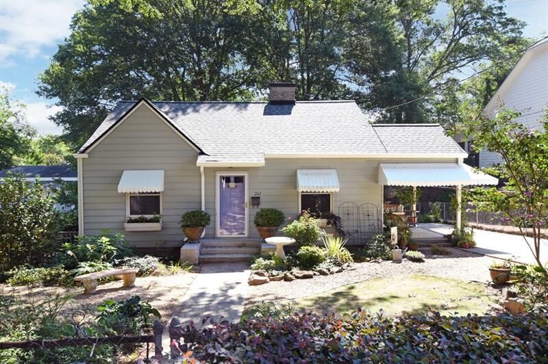 Property Photo: 261 South Avenue SE GA 30060