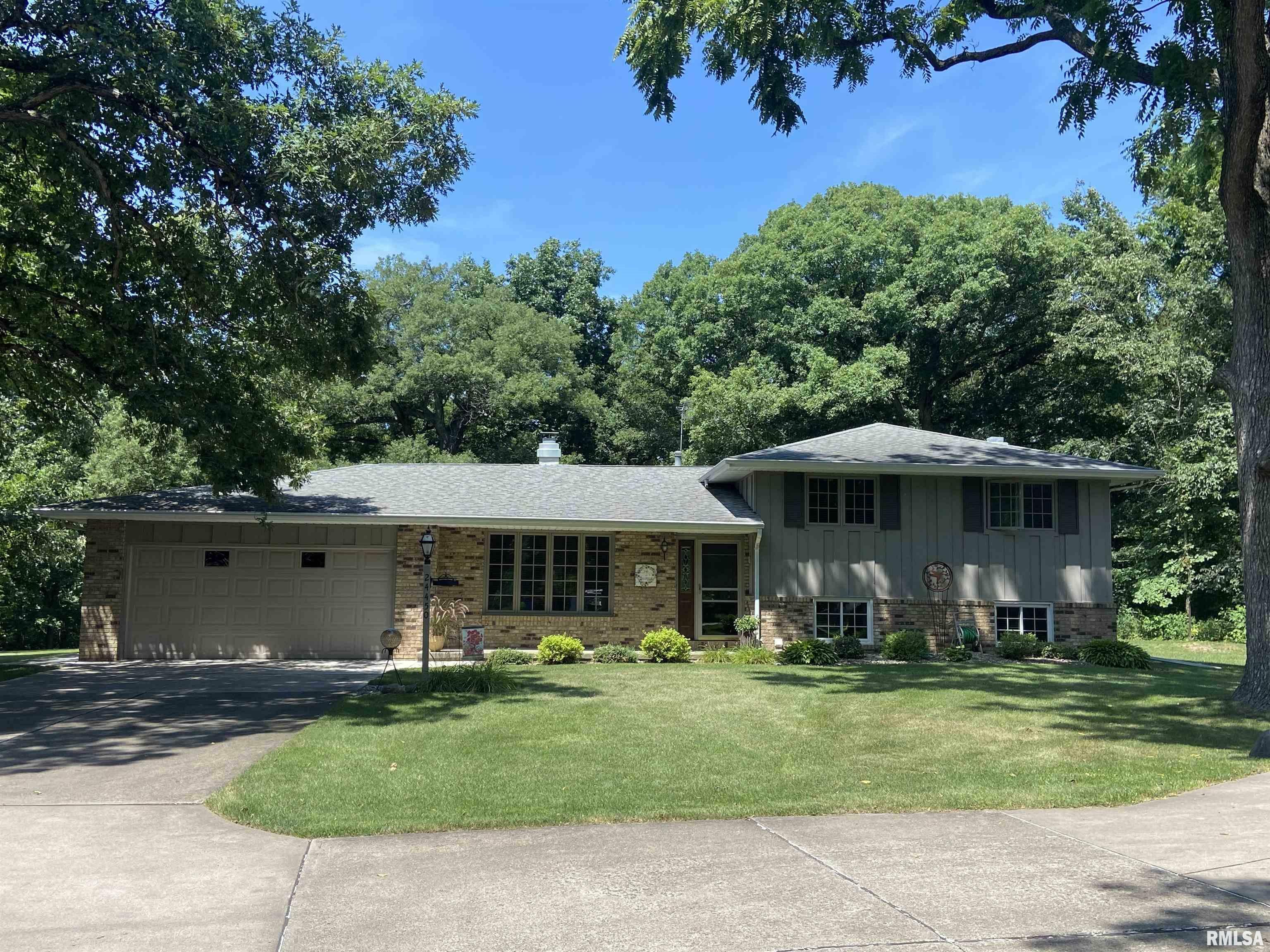 Property Photo:  24450 E Oak Park Road  IL 61520 