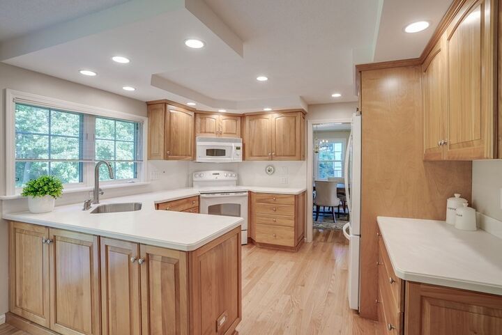 Property Photo: 22 Cot Hill Rd MA 01730