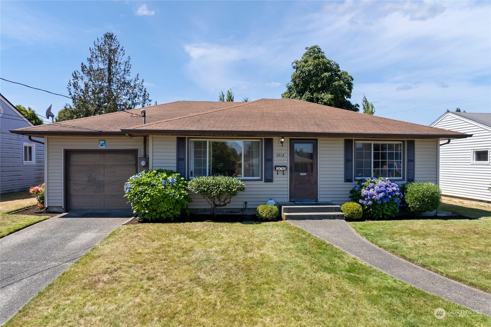 Property Photo: 7212 S Bell Street WA 98408