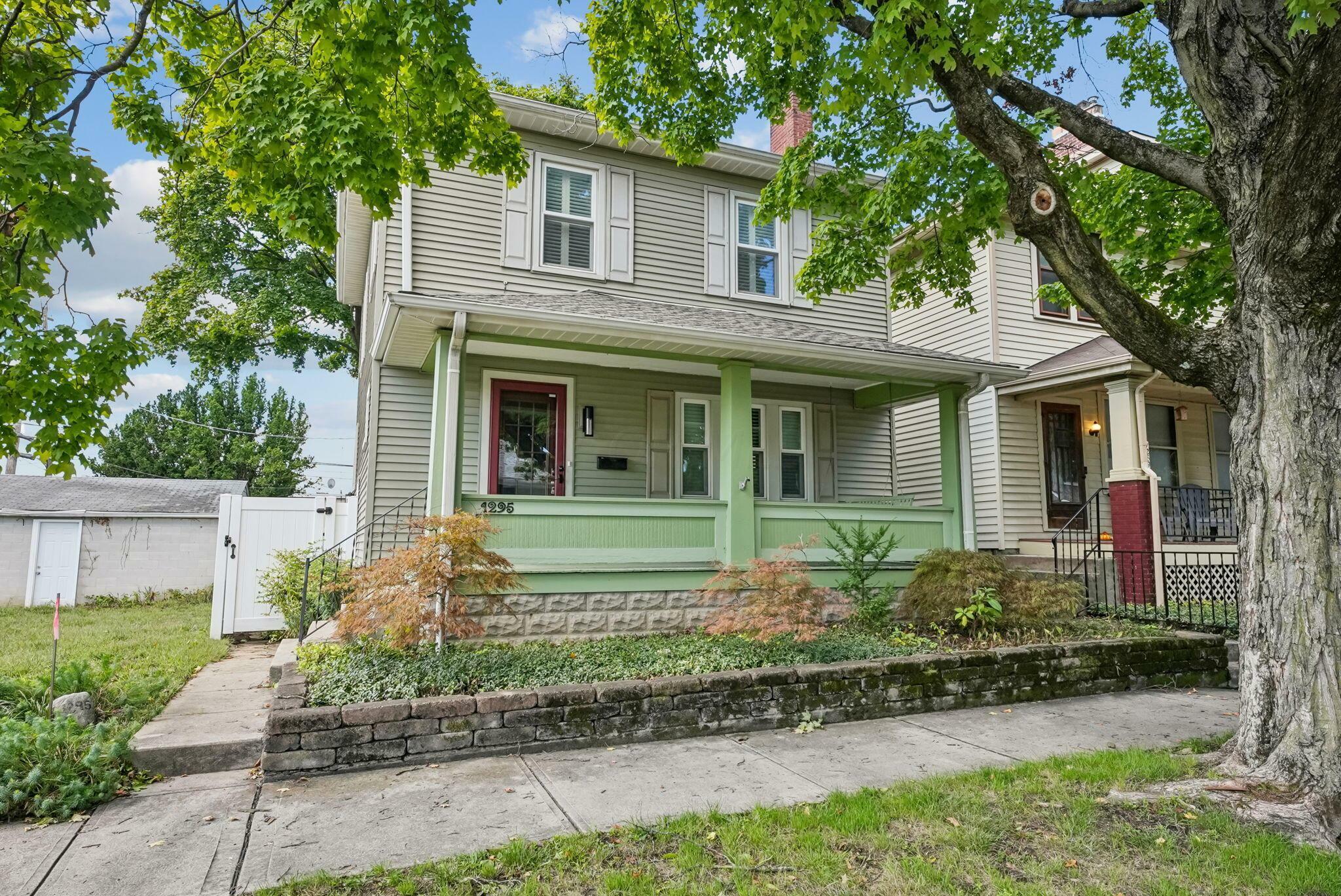 Property Photo:  1295 City Park Avenue  OH 43206 