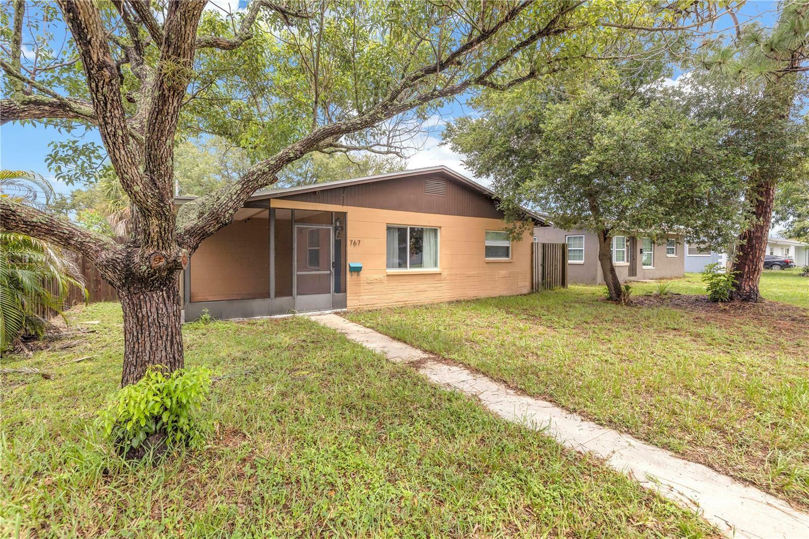 Property Photo:  767 90th Avenue N  FL 33702 