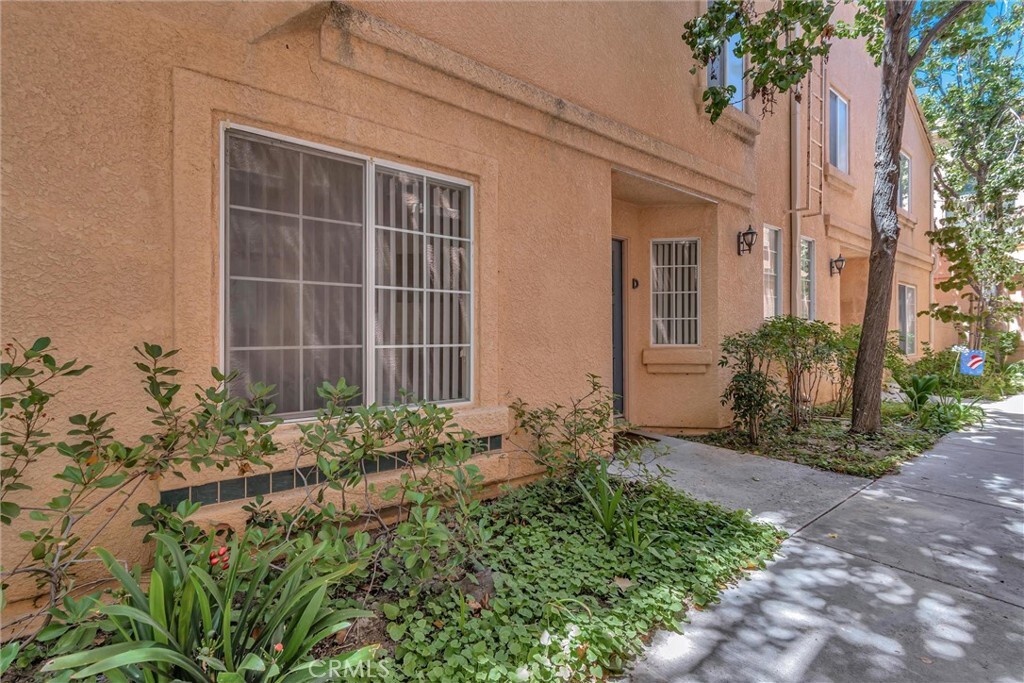 Property Photo: 25216 Steinbeck Avenue D CA 91381