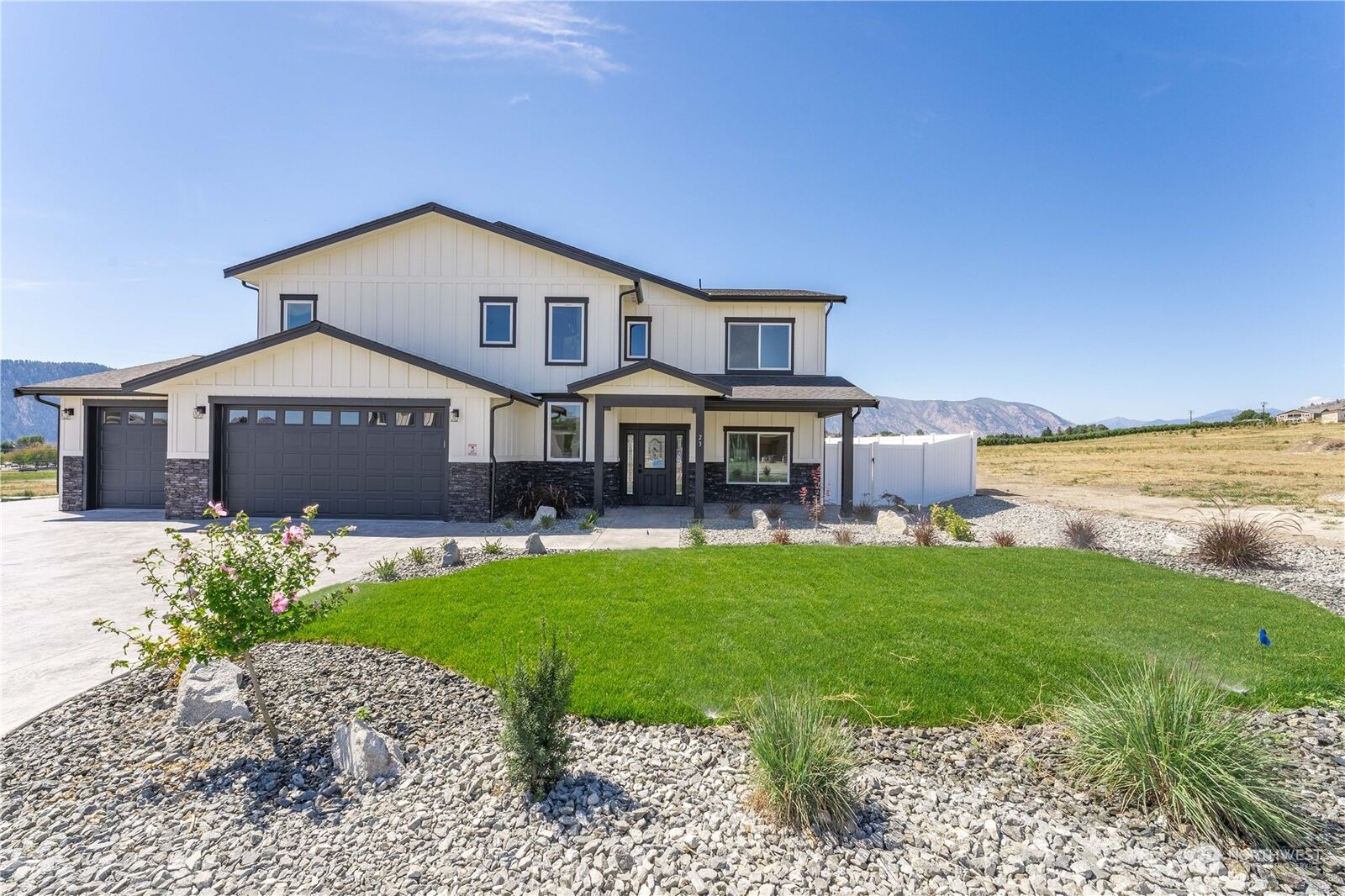 Property Photo:  23 Abe Lane  WA 98831 