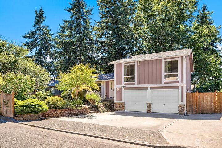 14249  112th Place NE  Kirkland WA 98034 photo