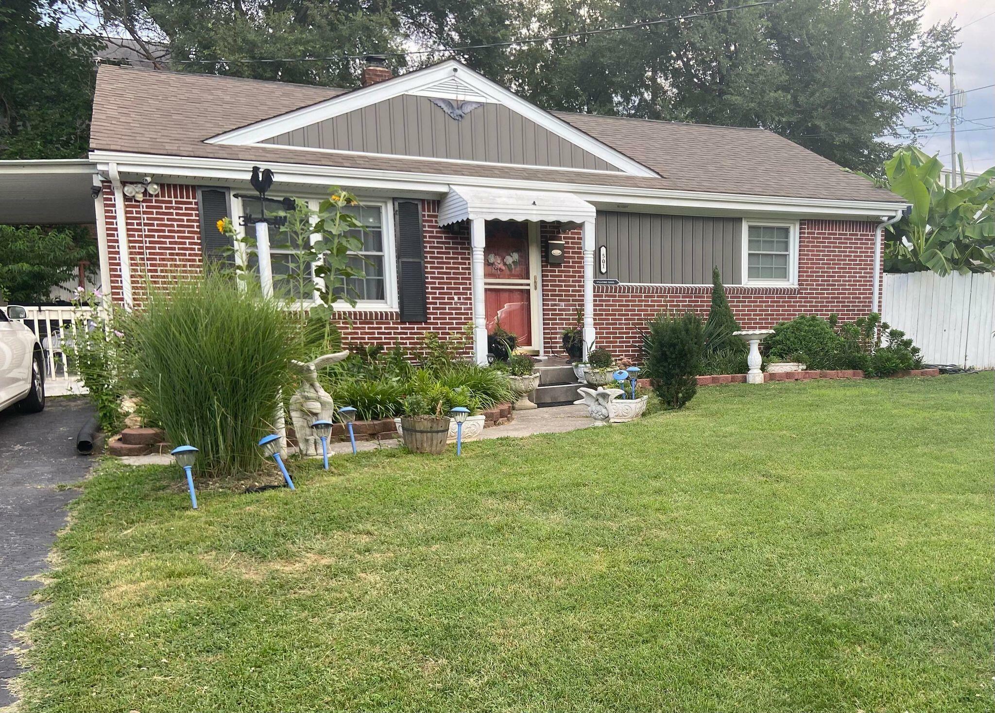 Property Photo:  2501 Spring Hollow Ave NW  VA 24012 