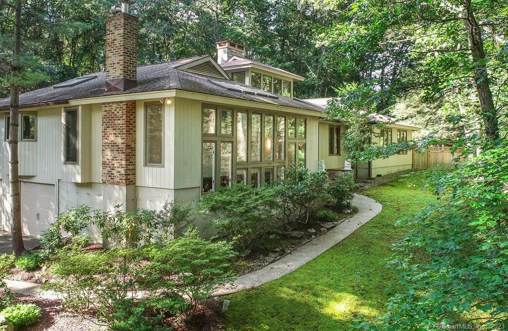 Property Photo:  27 Rock Hill Road  CT 06525 